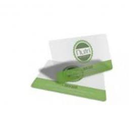 - Cartão de visita - Translucido PVC Translúcido 0,30mm 8,6x4,9cm 4x0 (só frente) Verniz Total Brilho Corte reto cantos arredondados PVCT50ZP